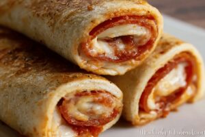 Cheesy Pepperoni Roll-Ups​